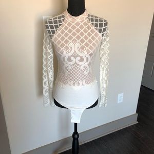 Modern vintage boutique lace bodysuit NWT Small